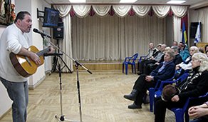 Jewish HOMELAND of the famous bard: talks about Vladimir Vysotsky in the club of Hesed